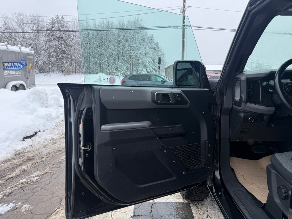 2022 Ford BRONCO/BIGBEND/BLAC/OUTER BIG BEND, Keyless entry, remote start, backup came in COLDBROOK, Nova Scotia - 7 - w1024h768px