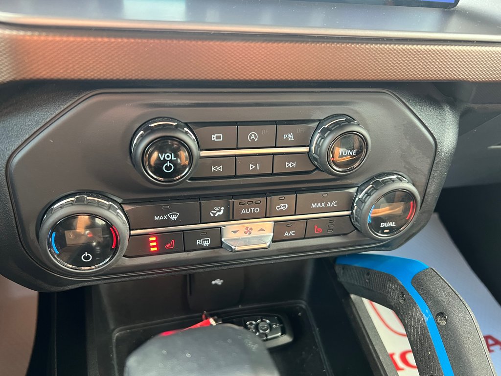 2021  Bronco OUTERBANKS - 4X4, Soft top, Heated seats, Tow PKG in Kentville, Nova Scotia - 13 - w1024h768px