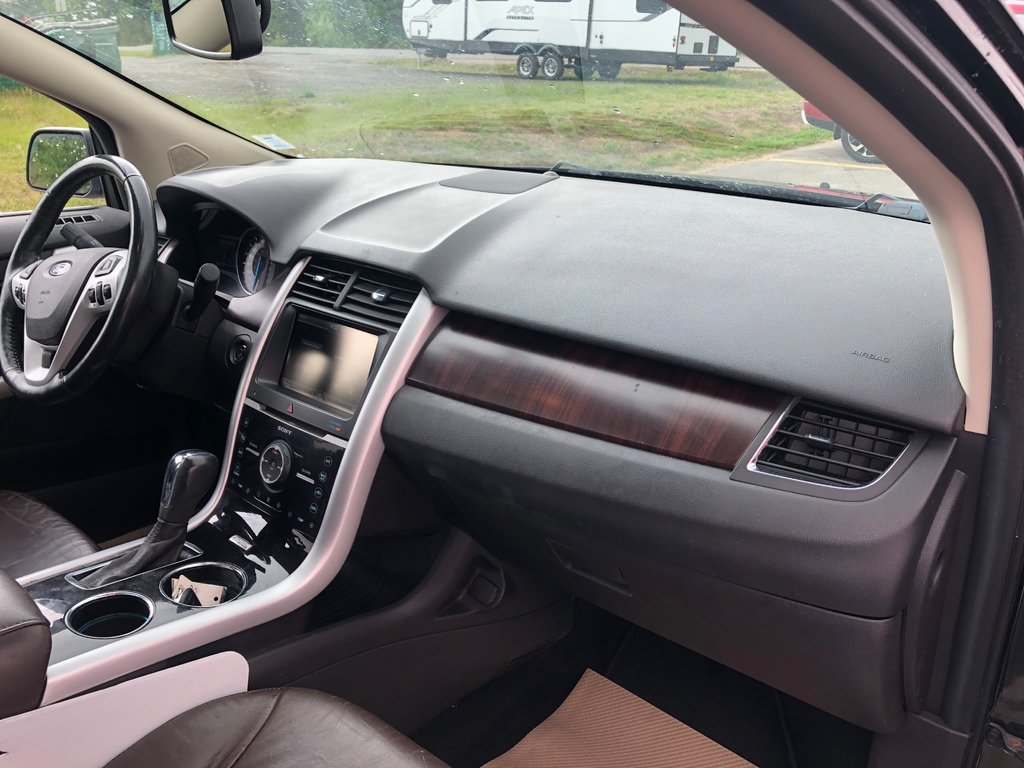 2013 Ford Edge Limited - sunroof, power seats, dual climate zones in Kentville, Nova Scotia - 21 - w1024h768px