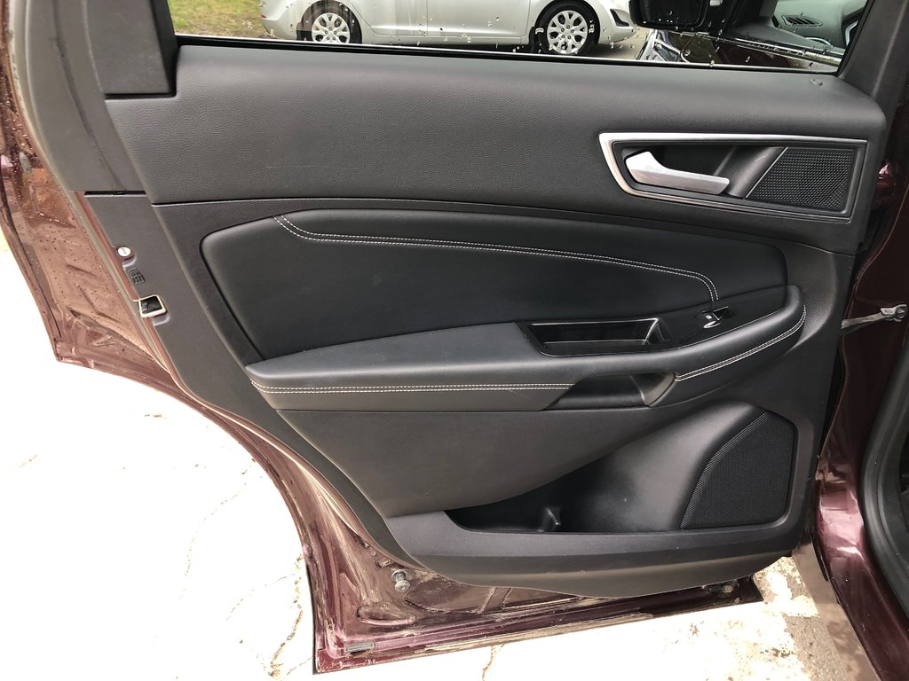 2019 Ford Edge Titanium - reverse camera, hands free, cruise in Kentville, Nova Scotia - 21 - w1024h768px