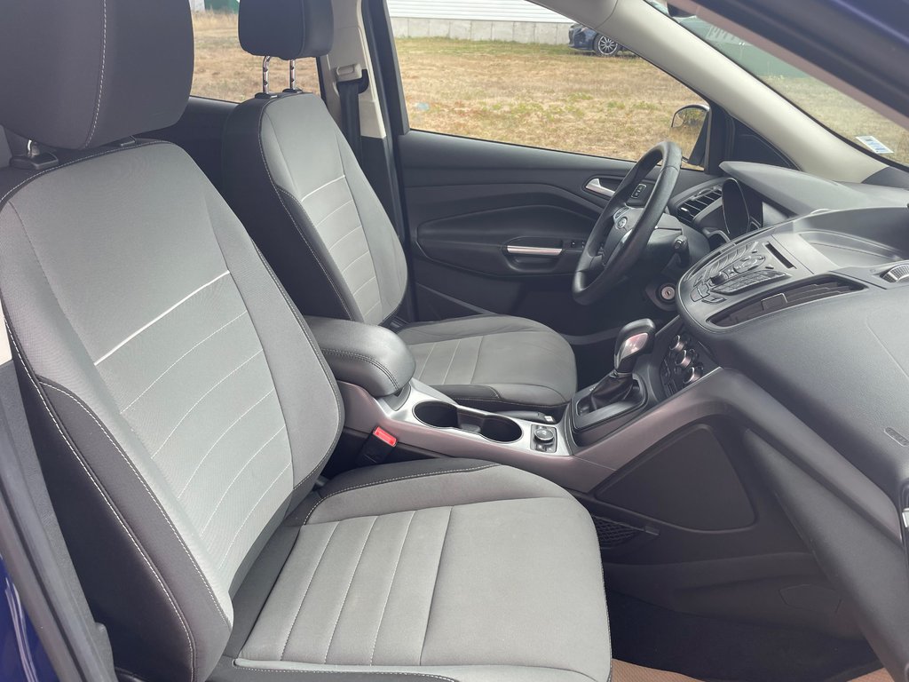 2015 Ford ESCAPE SE SE - HEATED SEATS , NAVIAGTION in COLDBROOK, Nova Scotia - 23 - w1024h768px