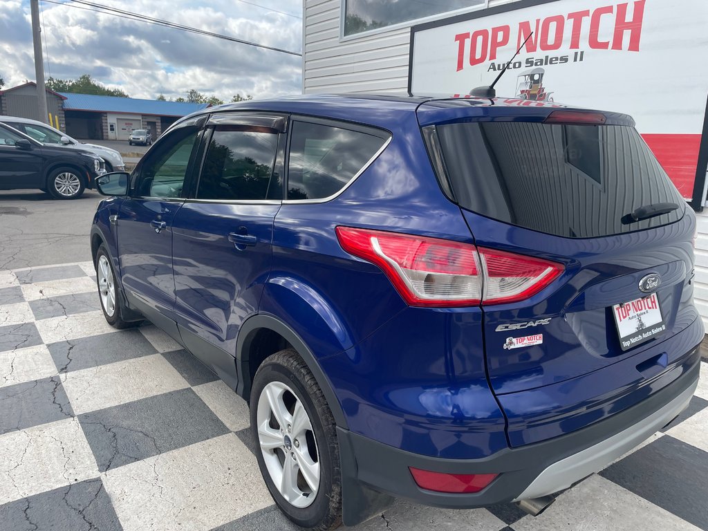 2015 Ford ESCAPE SE SE - HEATED SEATS , NAVIAGTION in COLDBROOK, Nova Scotia - 6 - w1024h768px