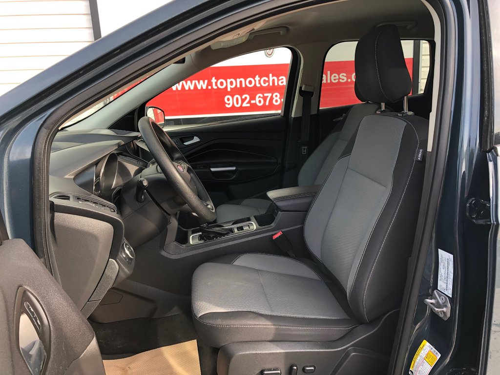 2019 Ford ESCAPE SE SE - Reverse Camera, Push Start, Power Seats in COLDBROOK, Nova Scotia - 18 - w1024h768px