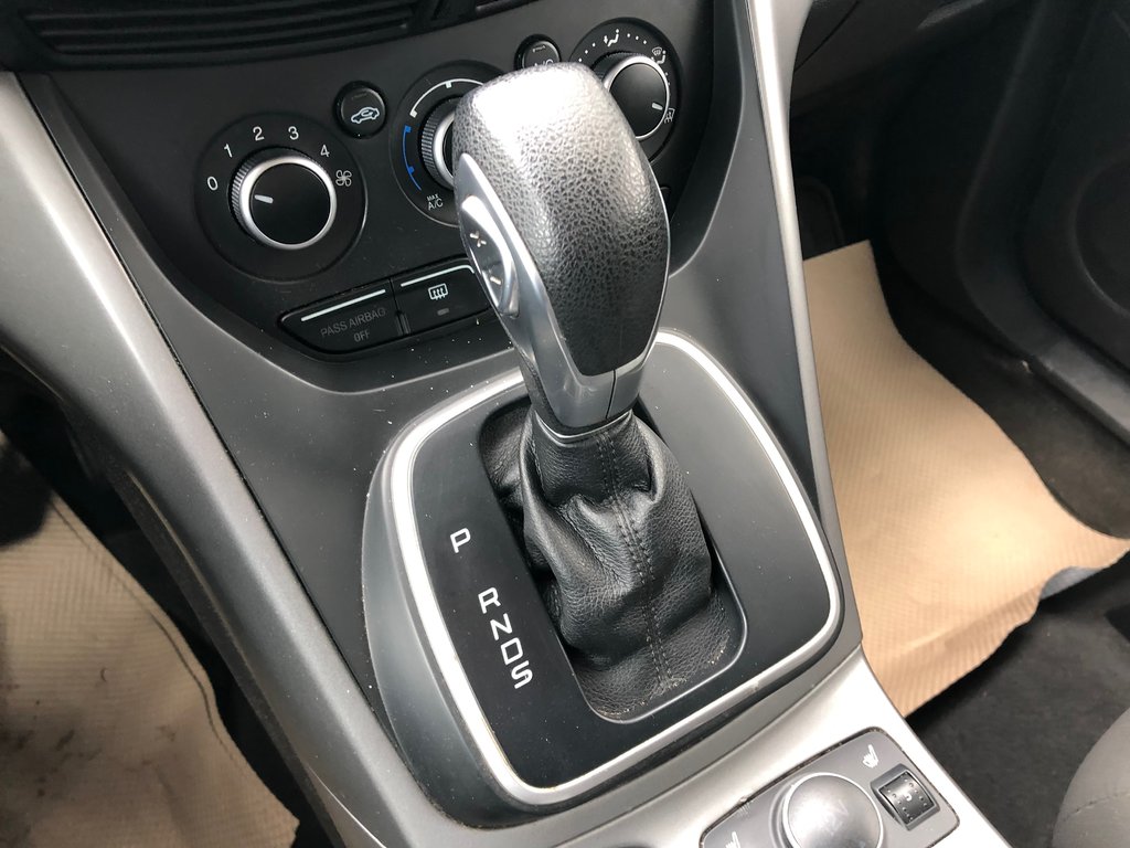 Ford Escape SE - heated seats, hands free, auto, 4WD, a/c 2013 à Kentville, Nouvelle-Écosse - 12 - w1024h768px