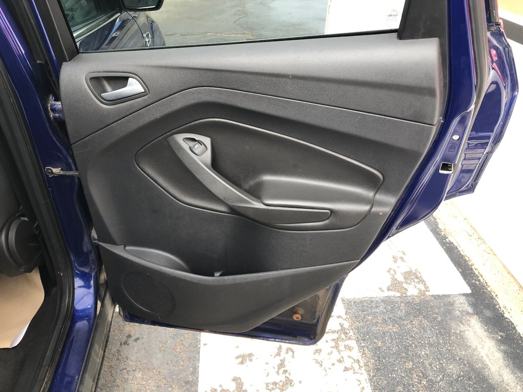 Ford Escape SE - heated seats, hands free, auto, 4WD, a/c 2013 à Kentville, Nouvelle-Écosse - 19 - w1024h768px