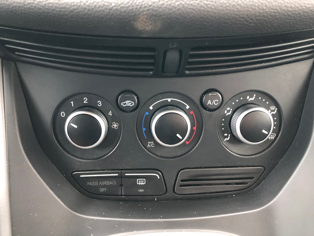 Ford Escape SE - heated seats, hands free, auto, 4WD, a/c 2013 à Kentville, Nouvelle-Écosse - 13 - w1024h768px