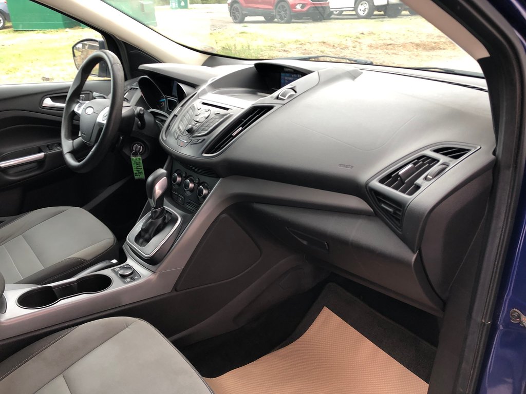 Ford Escape SE - heated seats, hands free, auto, 4WD, a/c 2013 à Kentville, Nouvelle-Écosse - 21 - w1024h768px