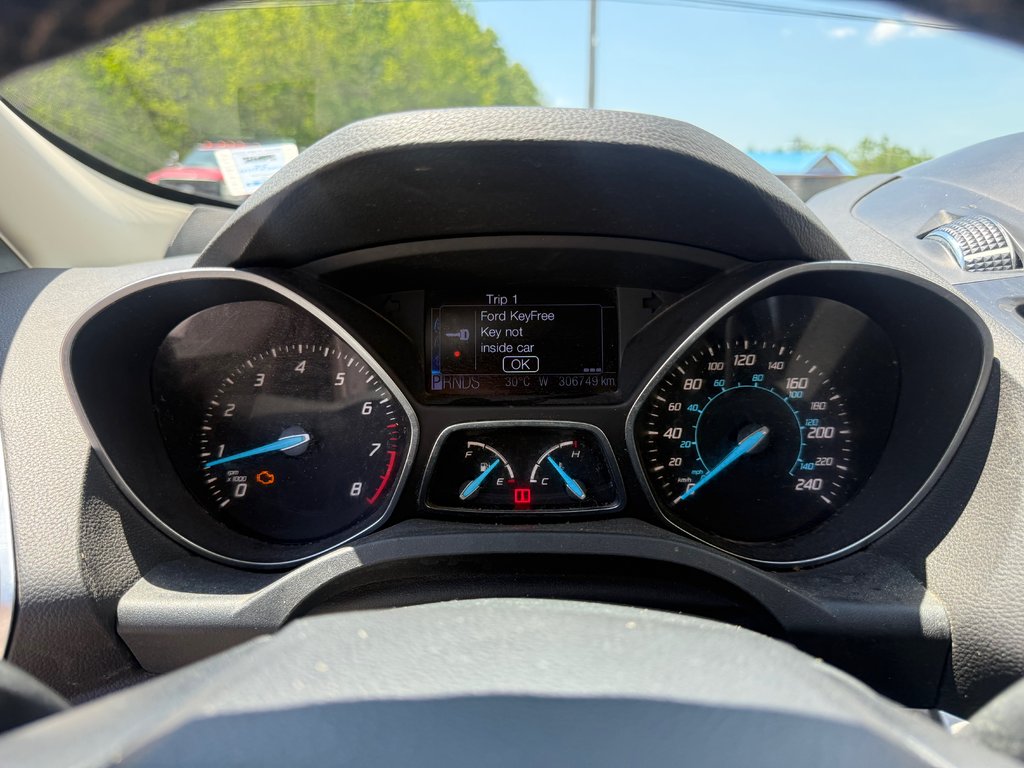 Ford ESCAPE SEL, keyless entry, backup camera, Bluetooth 2013 à Kentville, Nouvelle-Écosse - 11 - w1024h768px
