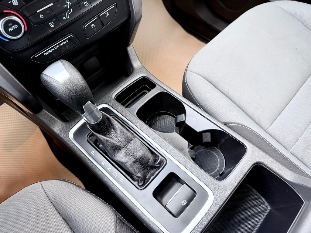 Ford ESCAPE S | 4-wheel Drive, CD/MP3 Player 2017 à COLDBROOK, Nouvelle-Écosse - 19 - w1024h768px