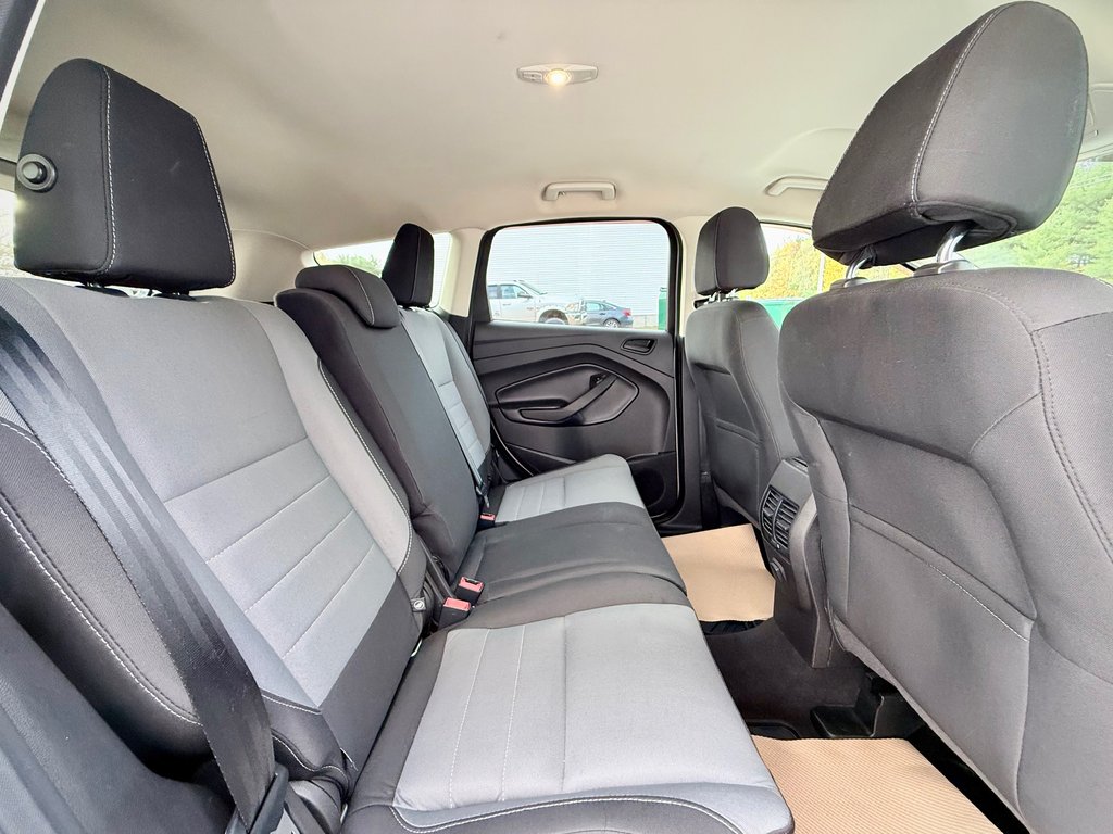 2017 Ford ESCAPE S | 4-wheel Drive, CD/MP3 Player in COLDBROOK, Nova Scotia - 25 - w1024h768px