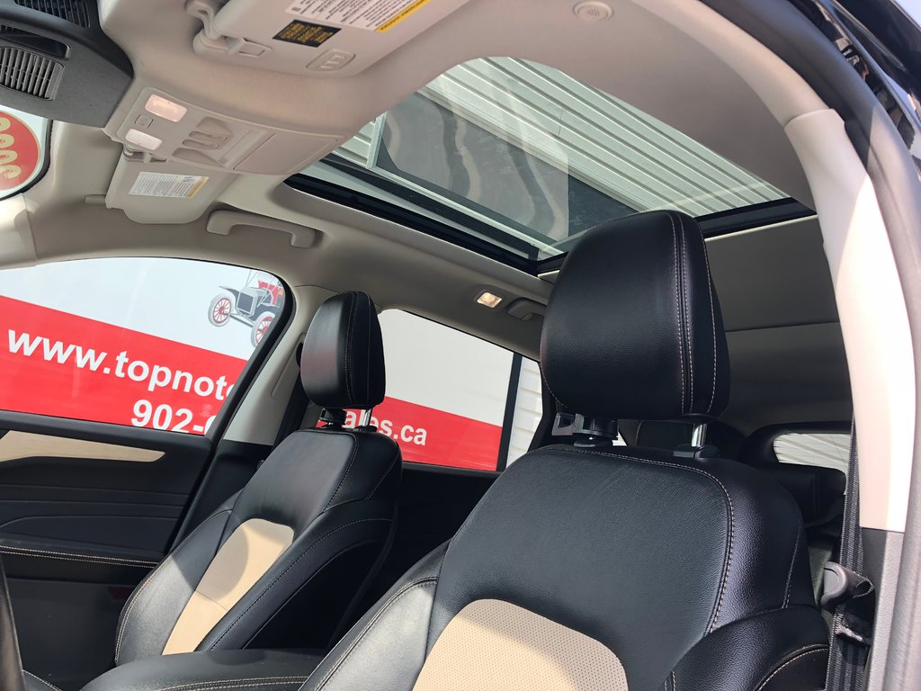Ford Escape Titanium Hybrid - Sunroof, Heated Seats, Carplay 2022 à COLDBROOK, Nouvelle-Écosse - 19 - w1024h768px