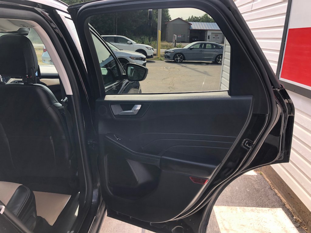 Ford Escape Titanium Hybrid - Sunroof, Heated Seats, Carplay 2022 à COLDBROOK, Nouvelle-Écosse - 25 - w1024h768px