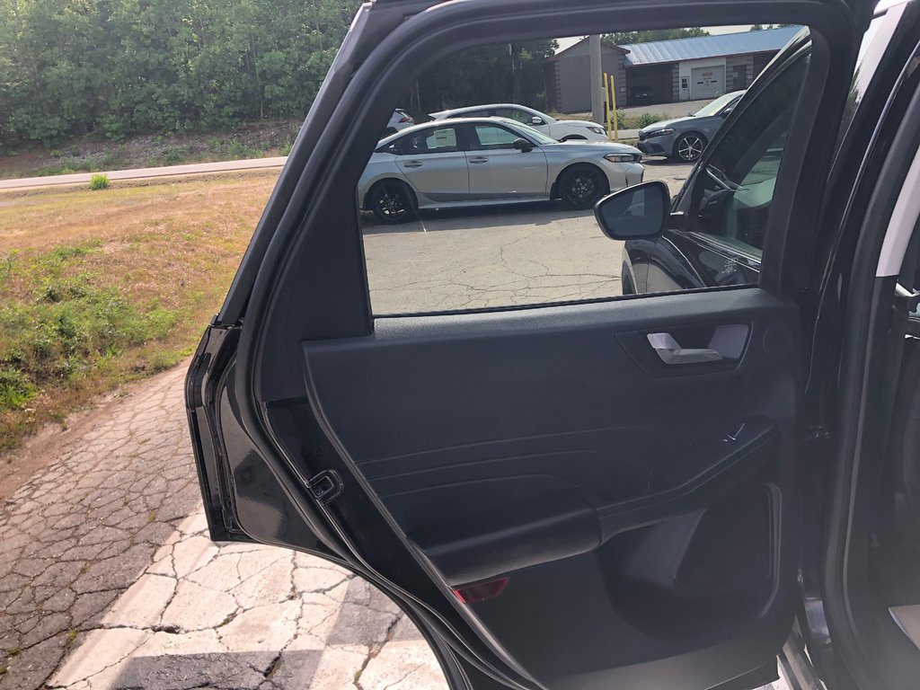 Ford Escape Titanium Hybrid - Sunroof, Heated Seats, Carplay 2022 à COLDBROOK, Nouvelle-Écosse - 21 - w1024h768px