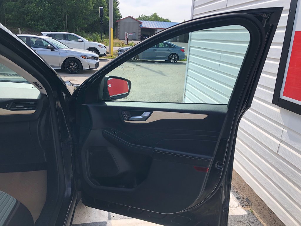 Ford Escape Titanium Hybrid - Sunroof, Heated Seats, Carplay 2022 à COLDBROOK, Nouvelle-Écosse - 26 - w1024h768px