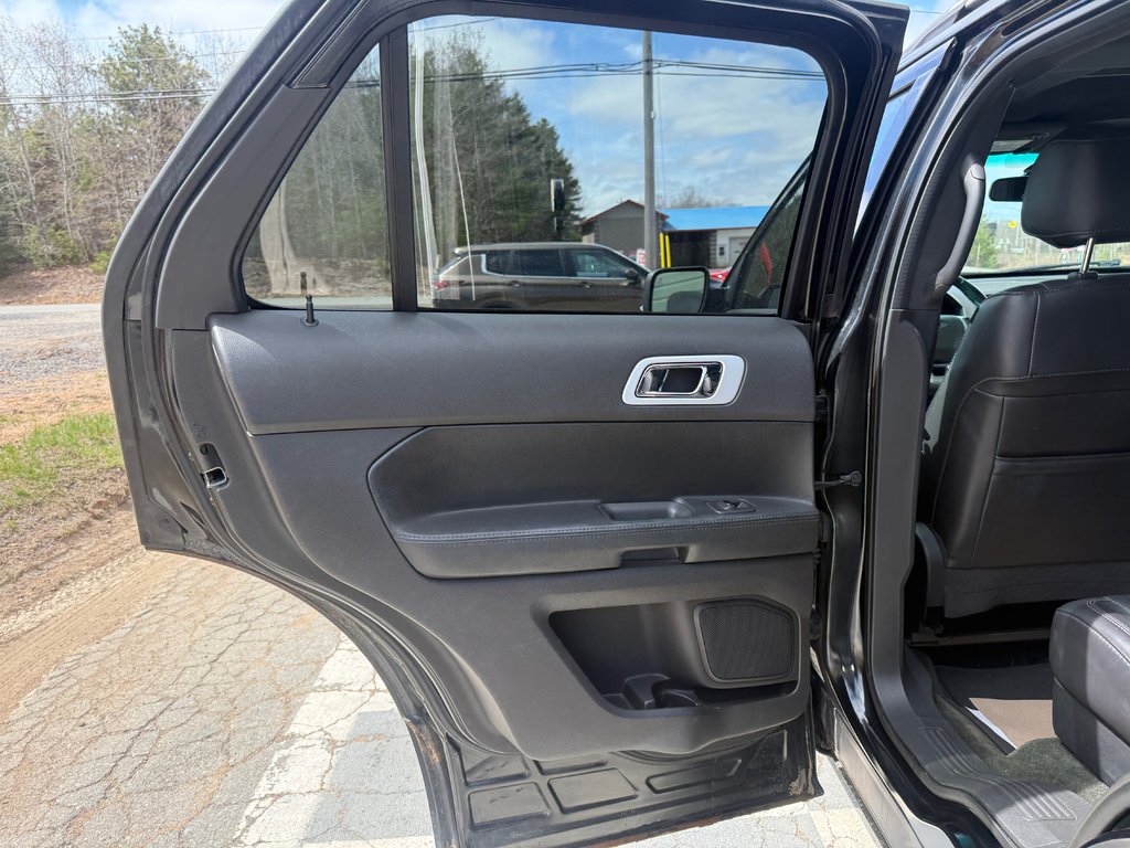 2013 Ford EXPLORER Limited, keyless entry, backup camera, Bluetooth in Kentville, Nova Scotia - 14 - w1024h768px