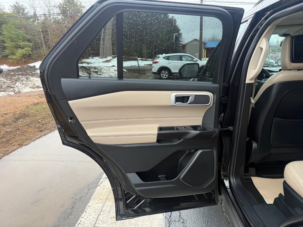 2020 Ford EXPLORER XLT, keyless entry, Remote Start, Bluetooth in COLDBROOK, Nova Scotia - 14 - w1024h768px