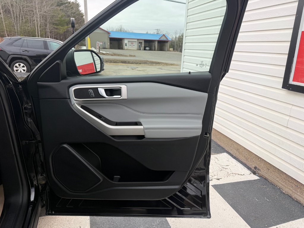 2021 Ford EXPLORER XLT, keyless entry, Remote Start, Bluetooth in COLDBROOK, Nova Scotia - 20 - w1024h768px