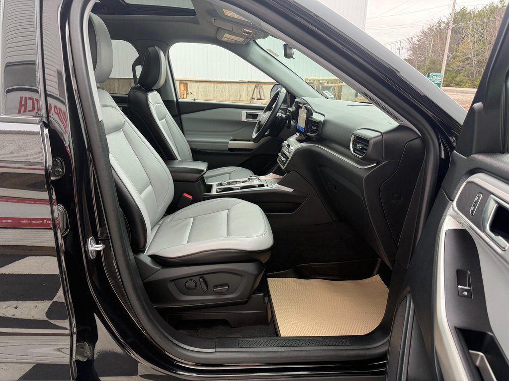 2021 Ford EXPLORER XLT, keyless entry, Remote Start, Bluetooth in COLDBROOK, Nova Scotia - 21 - w1024h768px