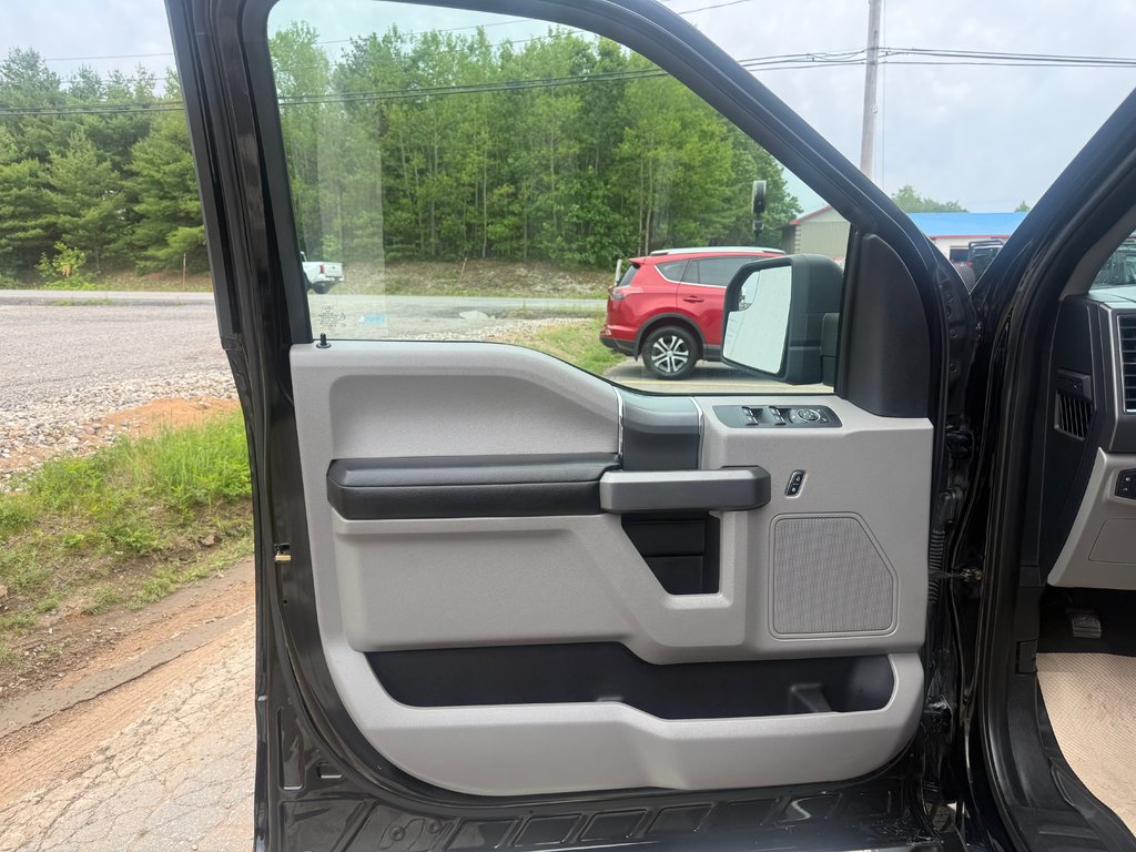 Ford F150 SUPERCREW XLT, keyless entry, CRUSIE CONTROL, Bluetooth 2016 à COLDBROOK, Nouvelle-Écosse - 7 - w1024h768px