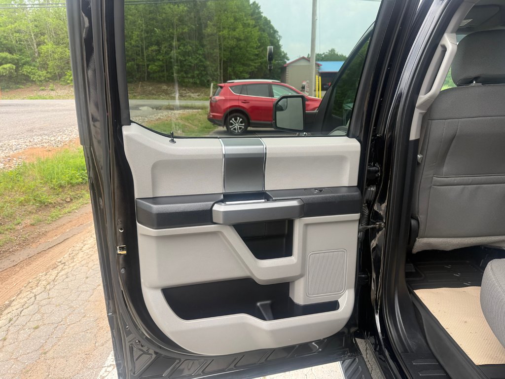 Ford F150 SUPERCREW XLT, keyless entry, CRUSIE CONTROL, Bluetooth 2016 à COLDBROOK, Nouvelle-Écosse - 13 - w1024h768px