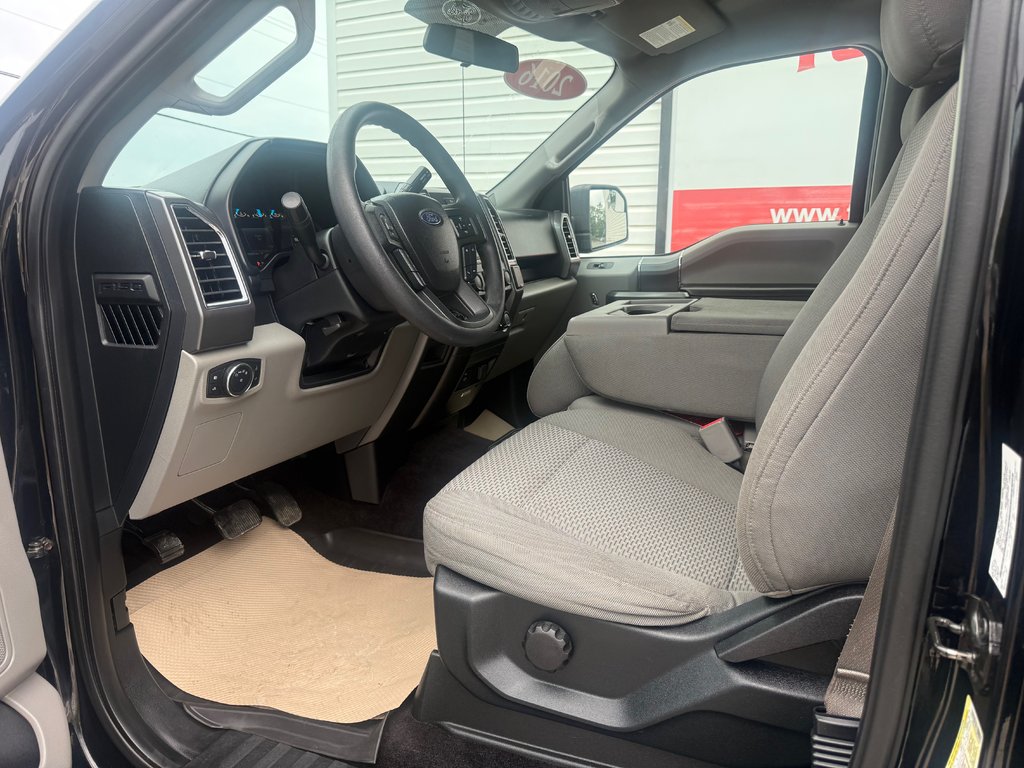 Ford F150 SUPERCREW XLT, keyless entry, CRUSIE CONTROL, Bluetooth 2016 à COLDBROOK, Nouvelle-Écosse - 9 - w1024h768px
