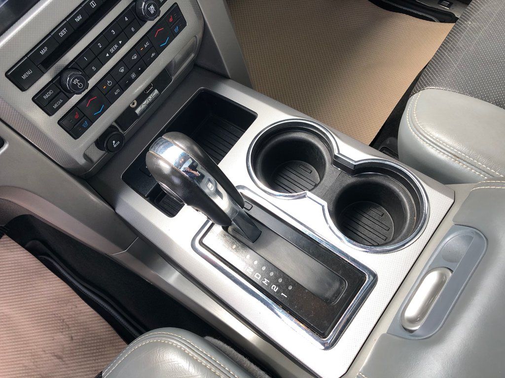 2011 Ford F150 Lariat - Leather Seats, Sun Roof, Power Windows in COLDBROOK, Nova Scotia - 13 - w1024h768px