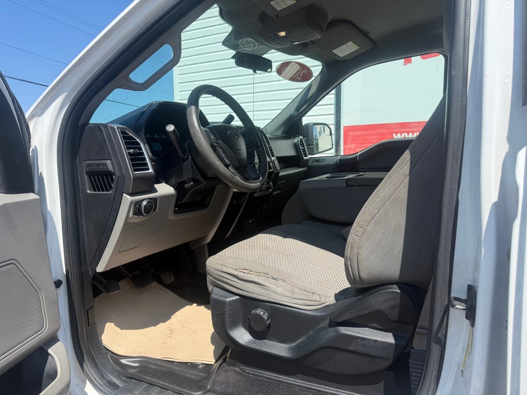 Ford F150 XLT, keyless entry, CRUSIE CONTROL, Bluetooth 2016 à COLDBROOK, Nouvelle-Écosse - 9 - w1024h768px