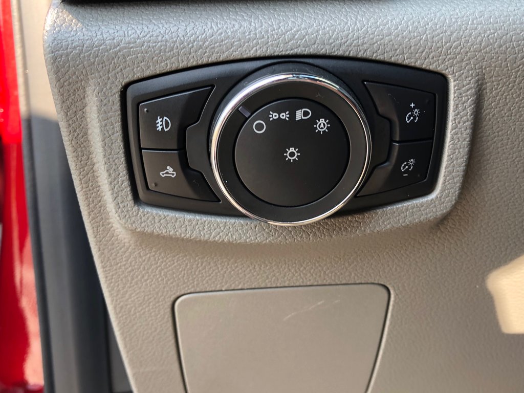 Ford F150 XLT - CD Player, Hands Free, Power Windows 2017 à COLDBROOK, Nouvelle-Écosse - 10 - w1024h768px