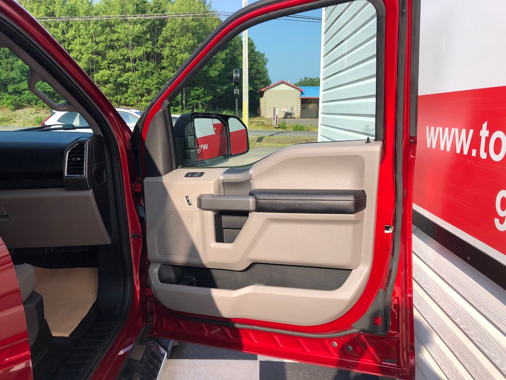 Ford F150 XLT - CD Player, Hands Free, Power Windows 2017 à COLDBROOK, Nouvelle-Écosse - 19 - w1024h768px