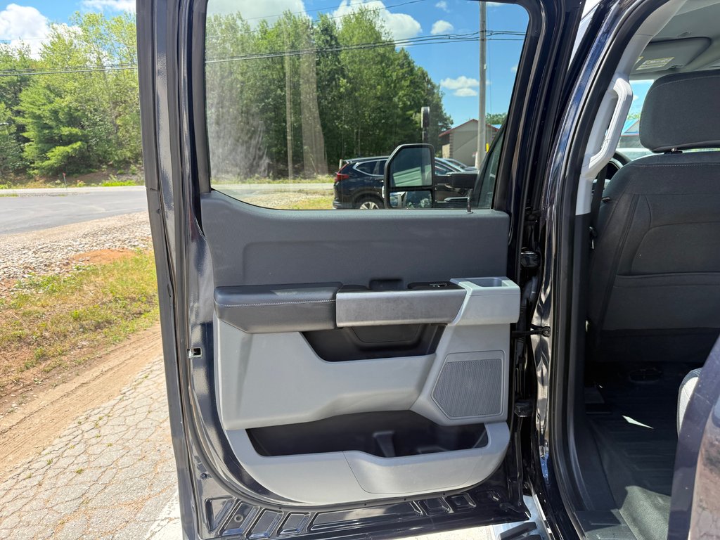 2021 Ford F150 XLT SUPERCREW, keyless entry, backup camera, BT in Kentville, Nova Scotia - 13 - w1024h768px