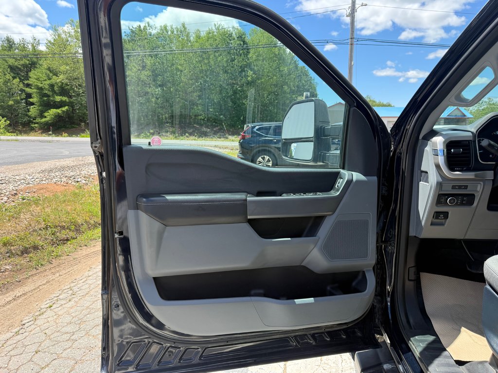 2021 Ford F150 XLT SUPERCREW, keyless entry, backup camera, BT in Kentville, Nova Scotia - 7 - w1024h768px