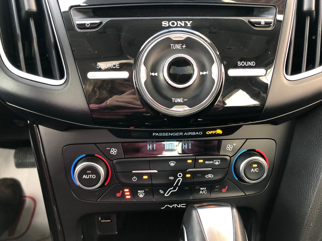 2016 Ford Focus titanium Titanium - Reverse Camera, Sunroof, Power Seats in COLDBROOK, Nova Scotia - 15 - w1024h768px
