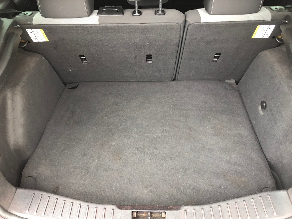 2014 Ford Focus SE - CD Player, Heated Seats, Power Windows in COLDBROOK, Nova Scotia - 18 - w1024h768px