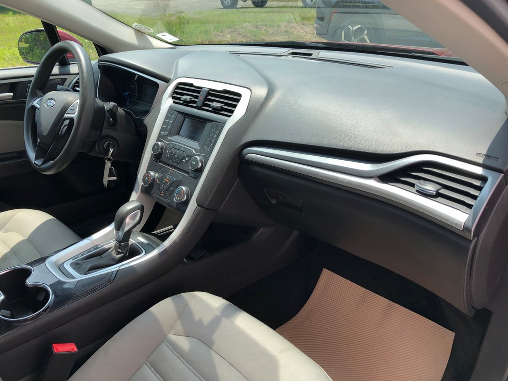 2015 Ford Fusion S - reverse camera, hands free, cruise control, ac in Kentville, Nova Scotia - 22 - w1024h768px