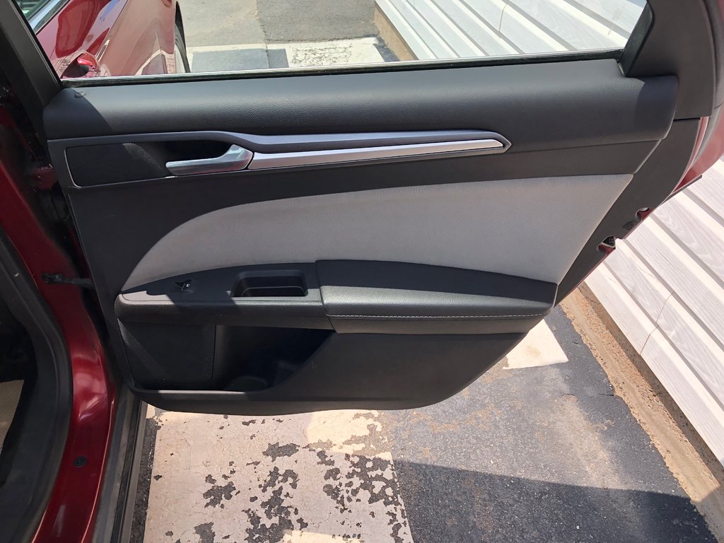2015 Ford Fusion S - reverse camera, hands free, cruise control, ac in Kentville, Nova Scotia - 20 - w1024h768px