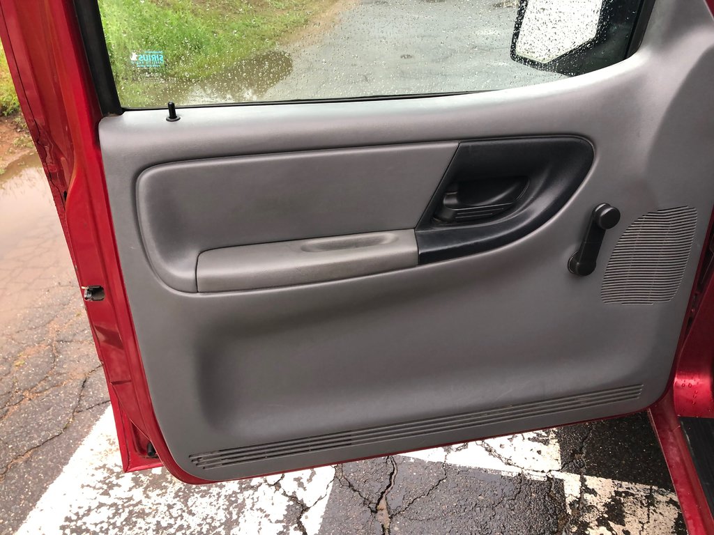 2011 Ford Ranger Sport - fm radio, traction control, a/c in Kentville, Nova Scotia - 7 - w1024h768px