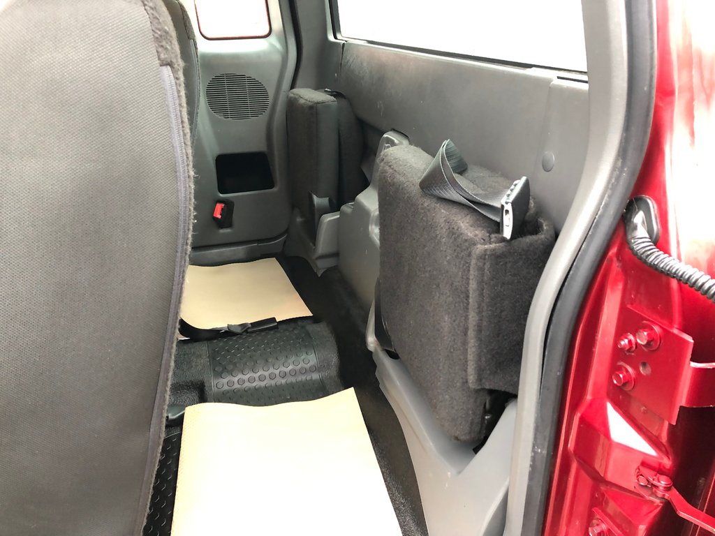 2011 Ford Ranger Sport - fm radio, traction control, a/c in Kentville, Nova Scotia - 12 - w1024h768px