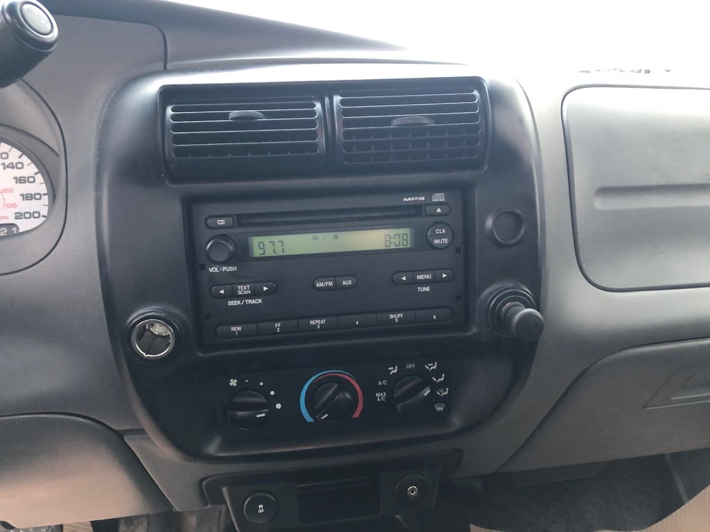 2011 Ford Ranger Sport - fm radio, traction control, a/c in Kentville, Nova Scotia - 10 - w1024h768px