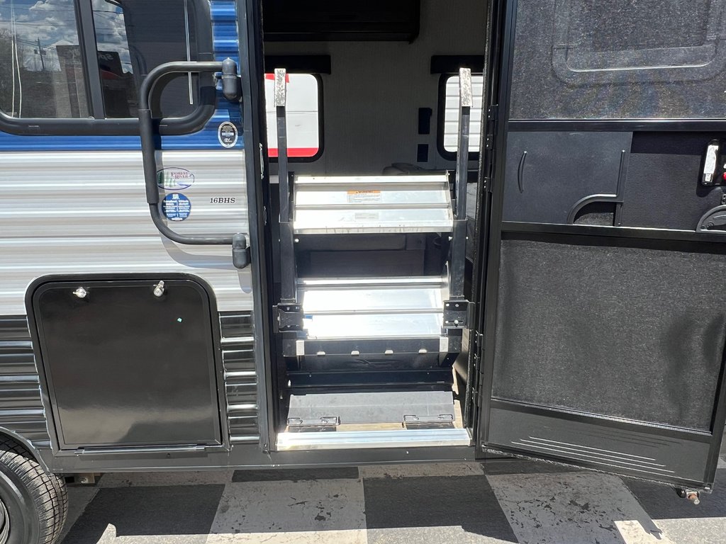 2021  Wolf Pup Limited - 16FT, Travel Trailer, A.C, Propane in Kentville, Nova Scotia - 6 - w1024h768px