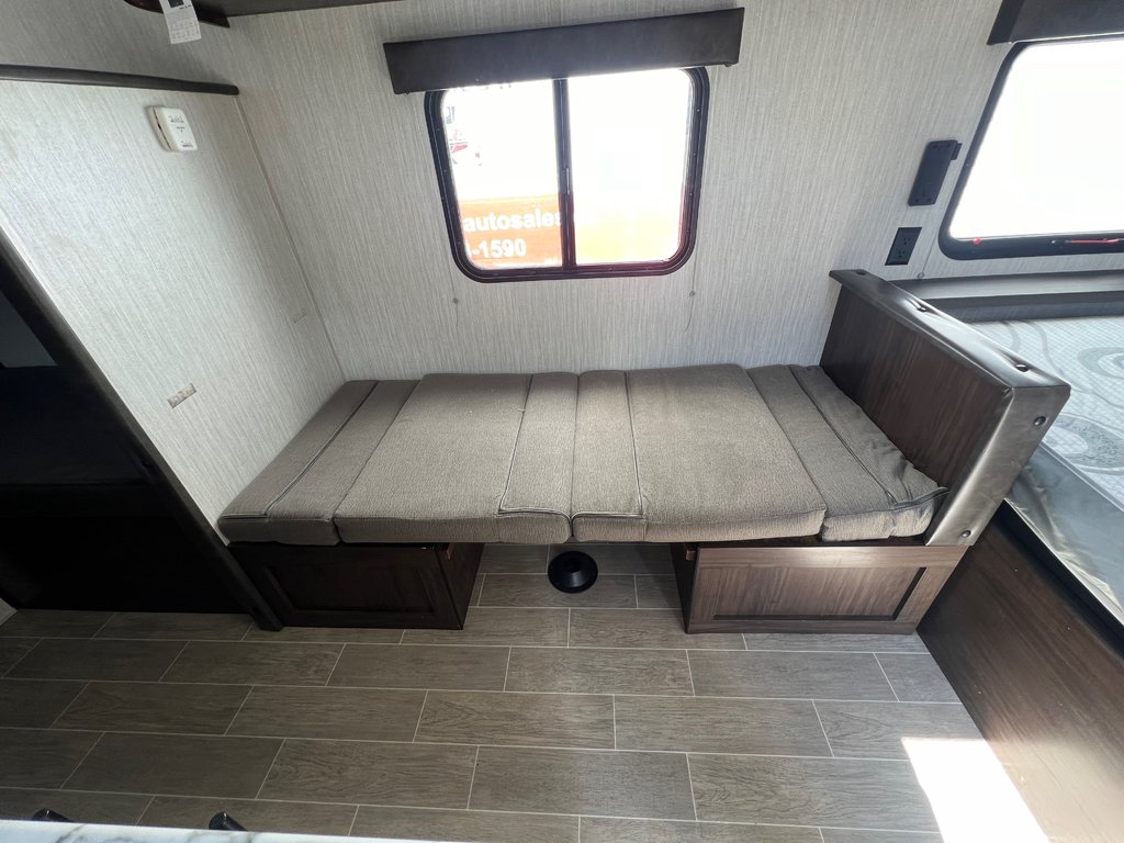 2021  Wolf Pup Limited - 16FT, Travel Trailer, A.C, Propane in Kentville, Nova Scotia - 16 - w1024h768px