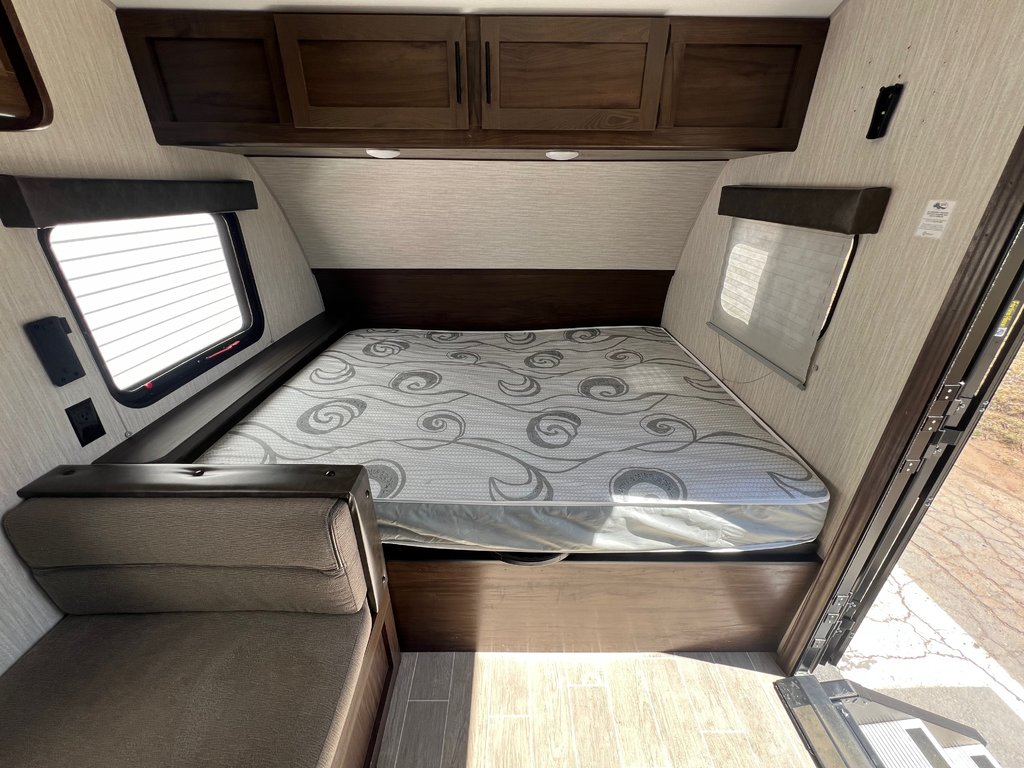 2021  Wolf Pup Limited - 16FT, Travel Trailer, A.C, Propane in Kentville, Nova Scotia - 11 - w1024h768px