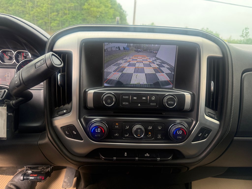 2015 GMC SIERRA 1500 SLE, keyless entry, backup camera, Bluetooth in COLDBROOK, Nova Scotia - 12 - w1024h768px