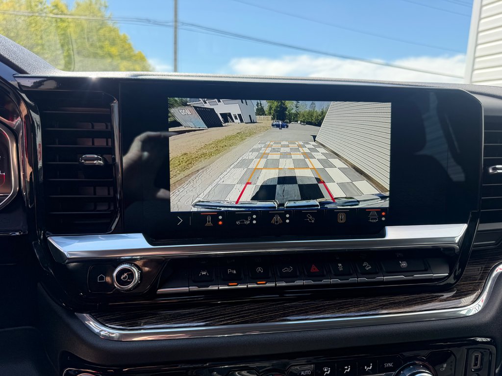 2024 GMC Sierra 1500 Elevation, keyless entry, backup camera, Bluetooth in Kentville, Nova Scotia - 12 - w1024h768px