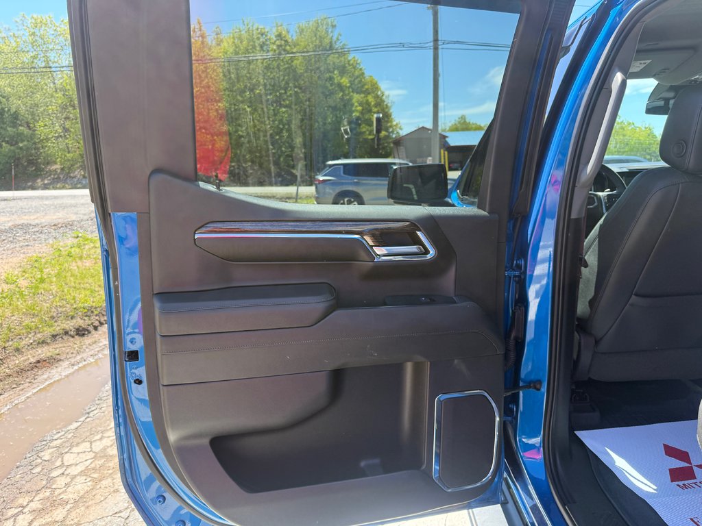 2024 GMC Sierra 1500 Elevation, keyless entry, backup camera, Bluetooth in Kentville, Nova Scotia - 13 - w1024h768px