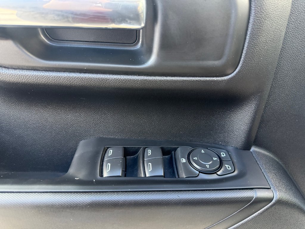 GMC Sierra 1500 Pro, keyless entry, backup camera, Bluetooth 2025 à COLDBROOK, Nouvelle-Écosse - 8 - w1024h768px