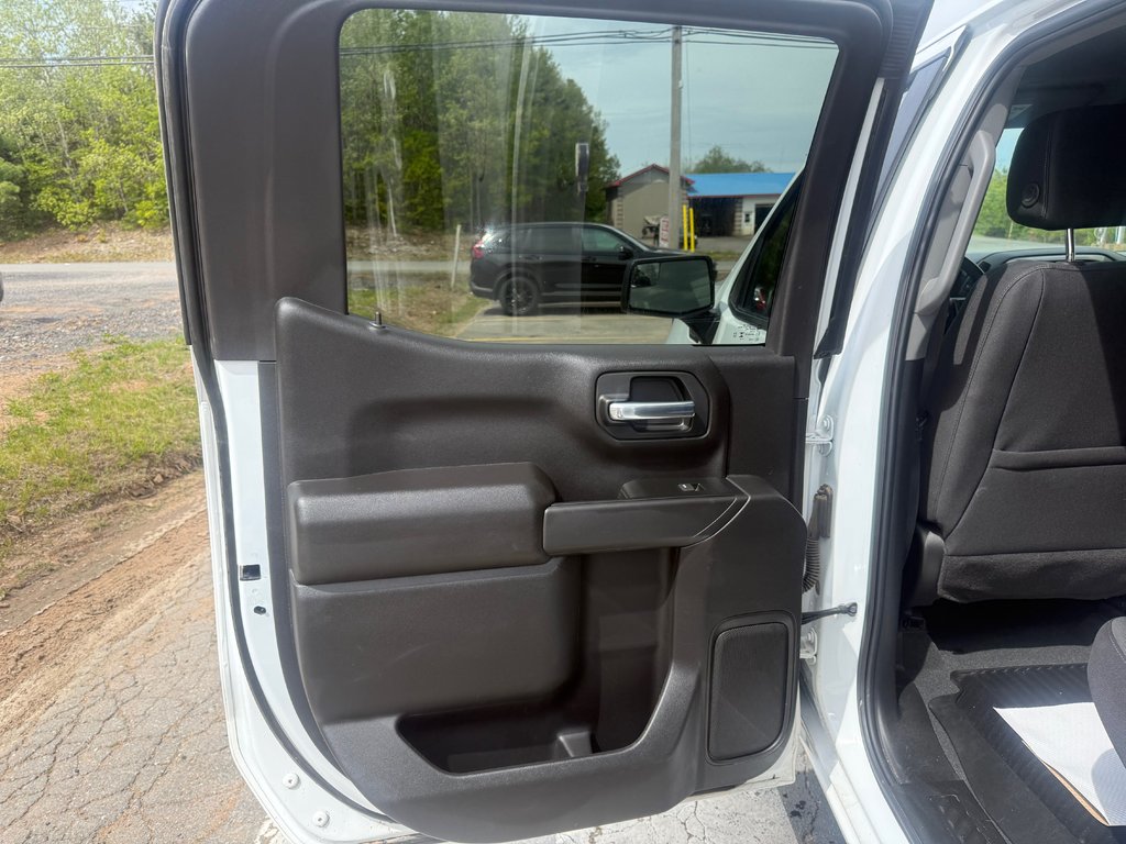 2025 GMC Sierra 1500 Pro, keyless entry, backup camera, Bluetooth in Kentville, Nova Scotia - 13 - w1024h768px