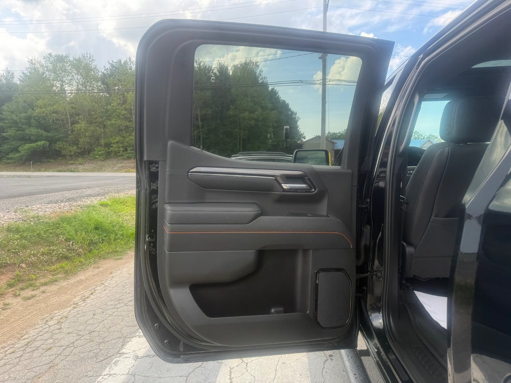 2026 GMC Sierra 1500 AT4, keyless entry, Remote Start, Bluetooth in COLDBROOK, Nova Scotia - 14 - w1024h768px