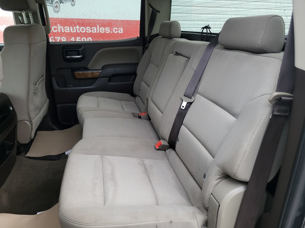 SIERRA K1500 SLE - 4WD, Bed liner, Tow PKG, Rev.cam, Alloys, AC 2017 à Kentville, Nouvelle-Écosse - 17 - w1024h768px