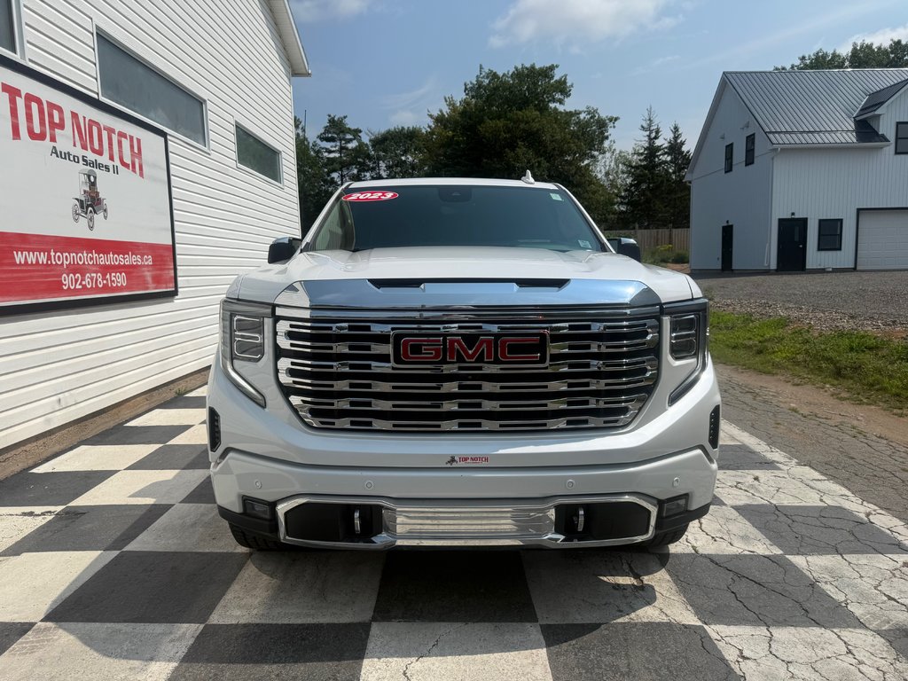2023 GMC SIERRA K1500 Denali, keyless entry, Remote Start, Bluetooth in COLDBROOK, Nova Scotia - 2 - w1024h768px