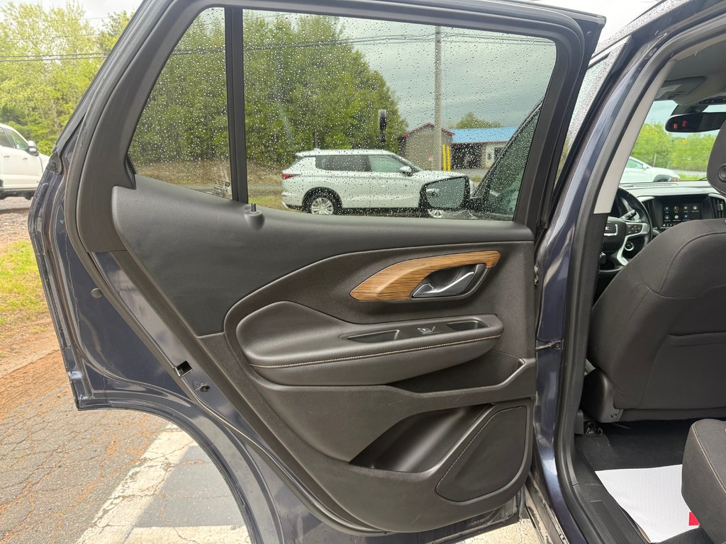 GMC Terrain SLE, keyless entry, backup camera, Bluetooth 2018 à COLDBROOK, Nouvelle-Écosse - 13 - w1024h768px